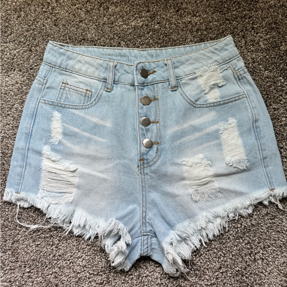 Button fly denim shorts